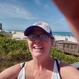 Meet your Posher, Kellie